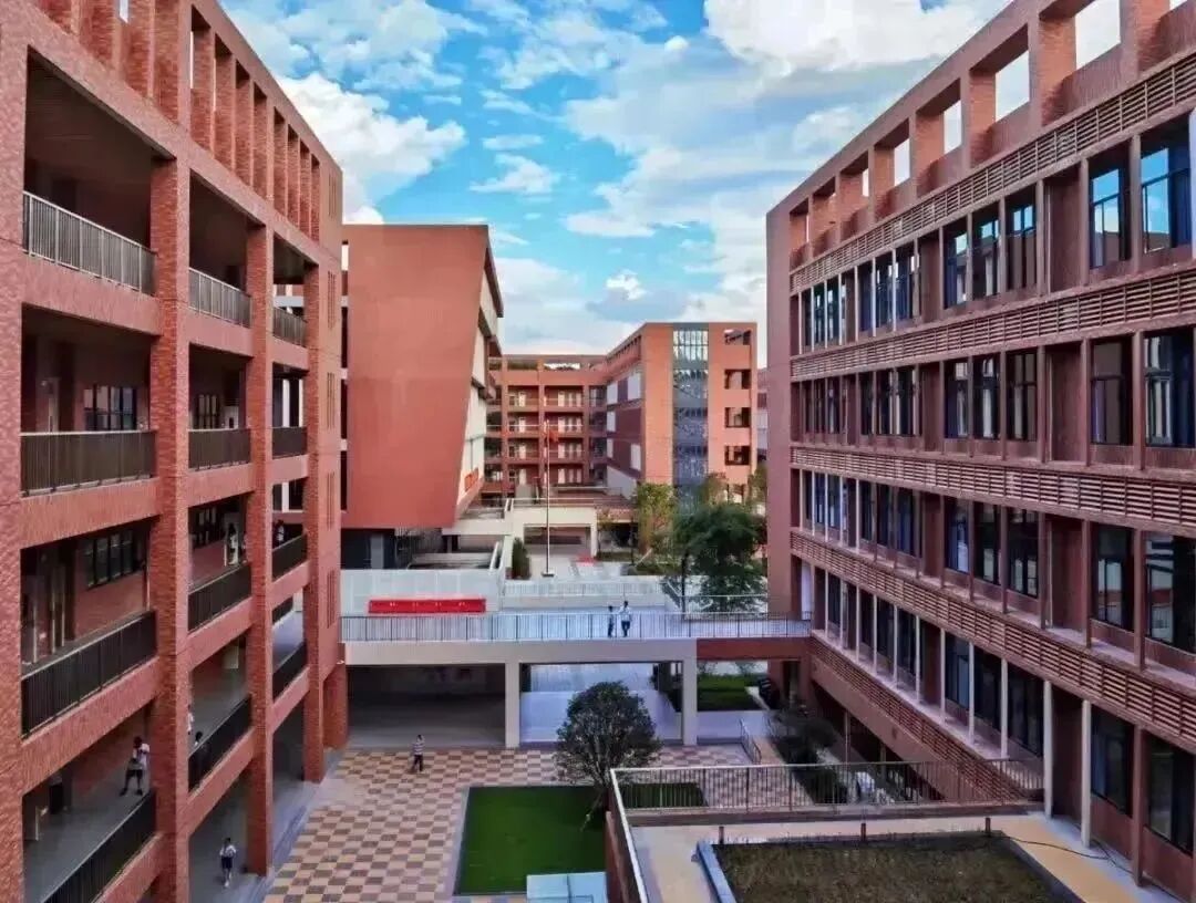 华海双语学校 华海双语学校