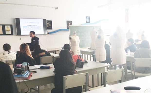 ���ݷ�װ�����ѵ�����