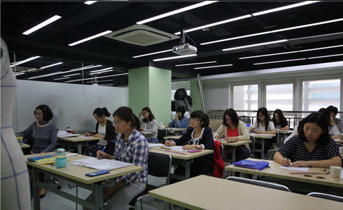 广州中大星城服装学院